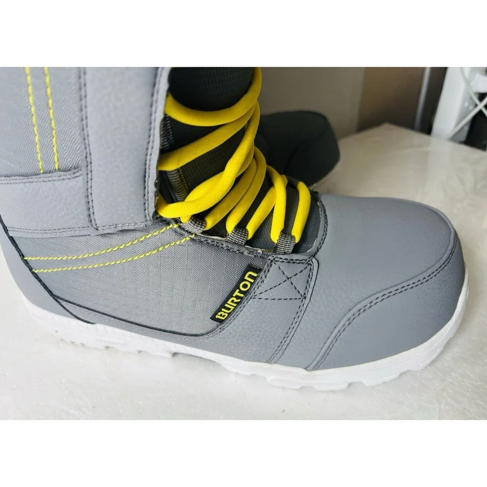 Snowboard Boots Burton Invader Size 10.5